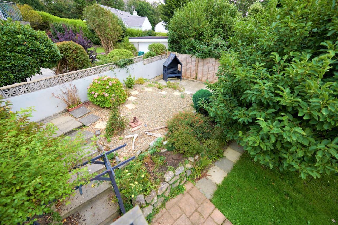 Sea Gem- Beautiful Family Home With Stunning Sea Views & Garden 텐비 외부 사진
